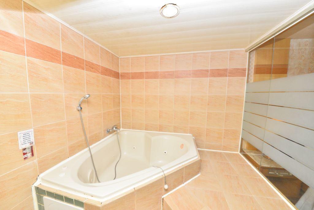 Paiwei Motel 타이난 외부 사진